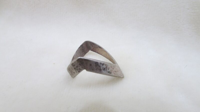 Inel argint abstract lucrat prin tehnica hammered - imagine 2