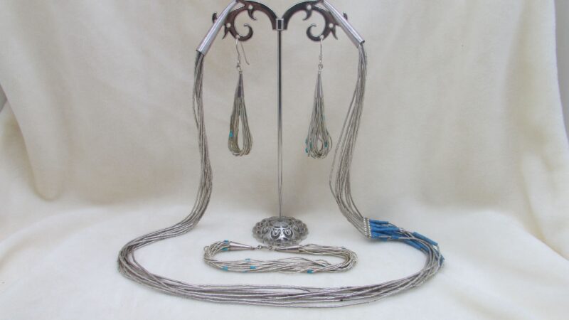 Set argint Navajo, model liquid silver